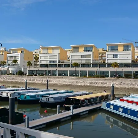 Tagus Marina Hotel na wodzie Lizbona